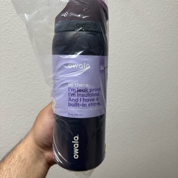 Owala Freesip Stainless Steel 32oz Water Bottle Whole Foods Exclusive Navy Berry - Picture 3 of 8